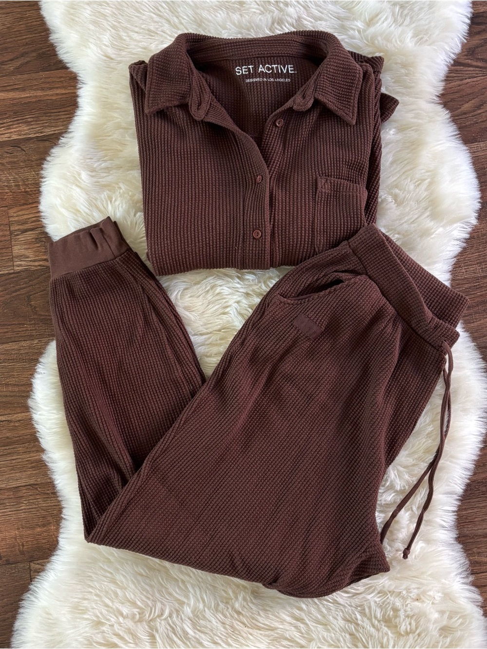 SET ACTIVE Waffle Lounge Knit Set – Button Down & Joggers – Espresso Brown M EUC